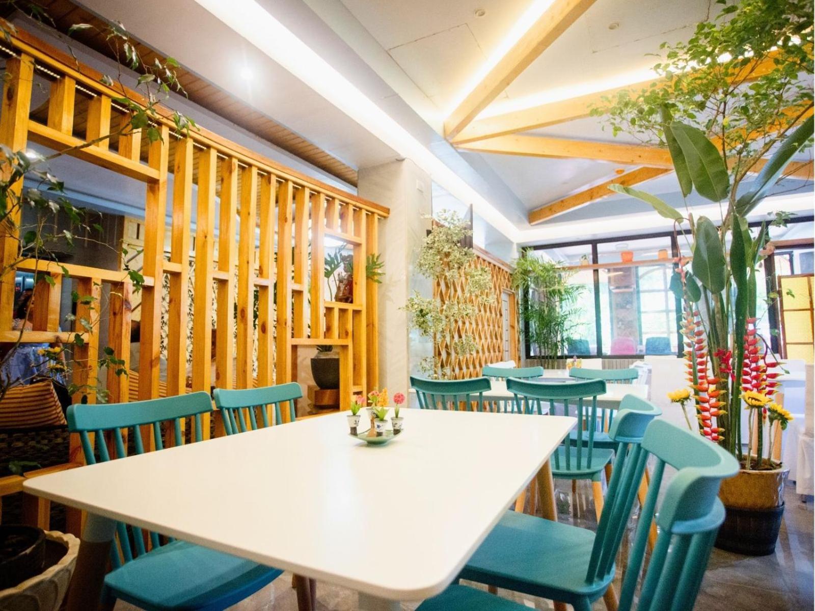Arc Homes Hotel Panglao Powered By Cocotel Exterior photo